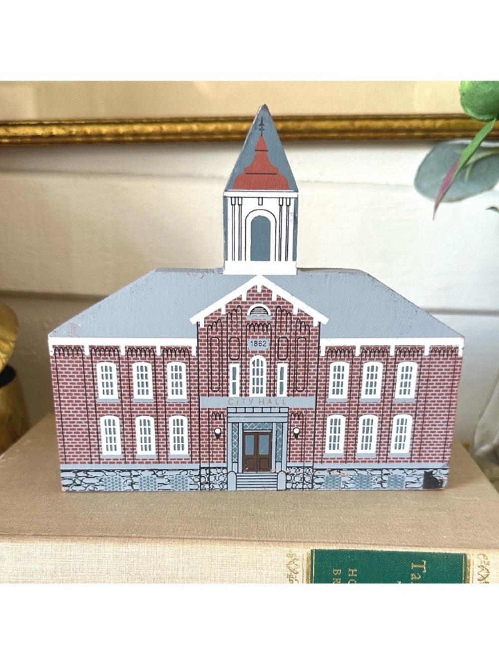 Cat’s Meow Village City Hall Frederick County Courthouse , Vintage